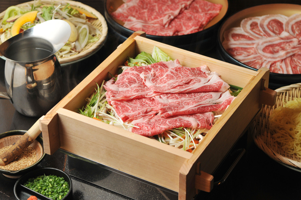 素材の旨みを味わう！人気の蒸ししゃぶ鍋