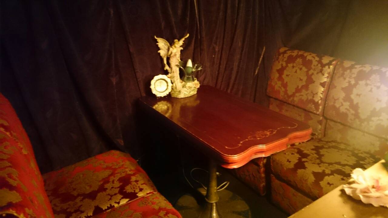 秘密のソファー