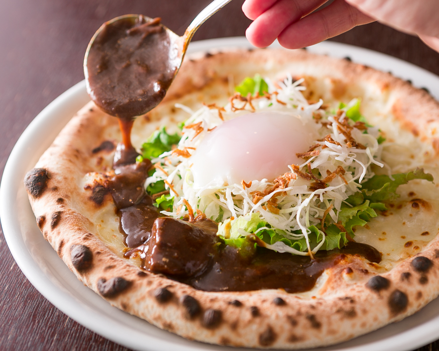 アパ社長カレーＰＩＺＺＡ