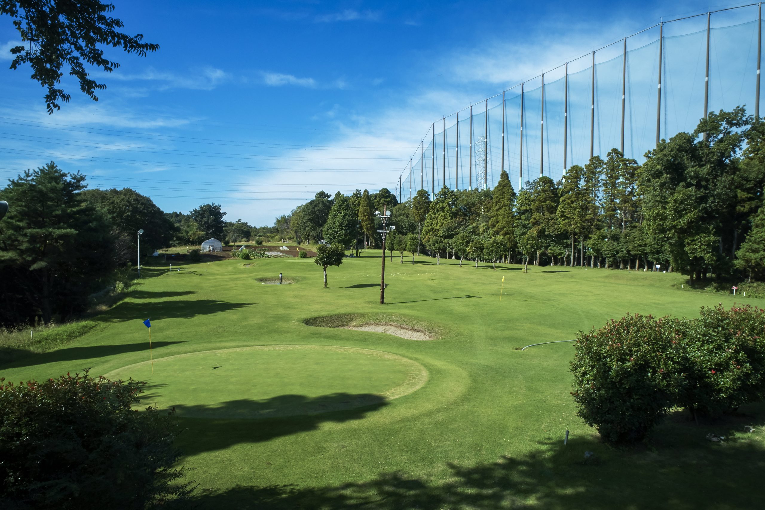 ミニコースも使用するゴルフスクール