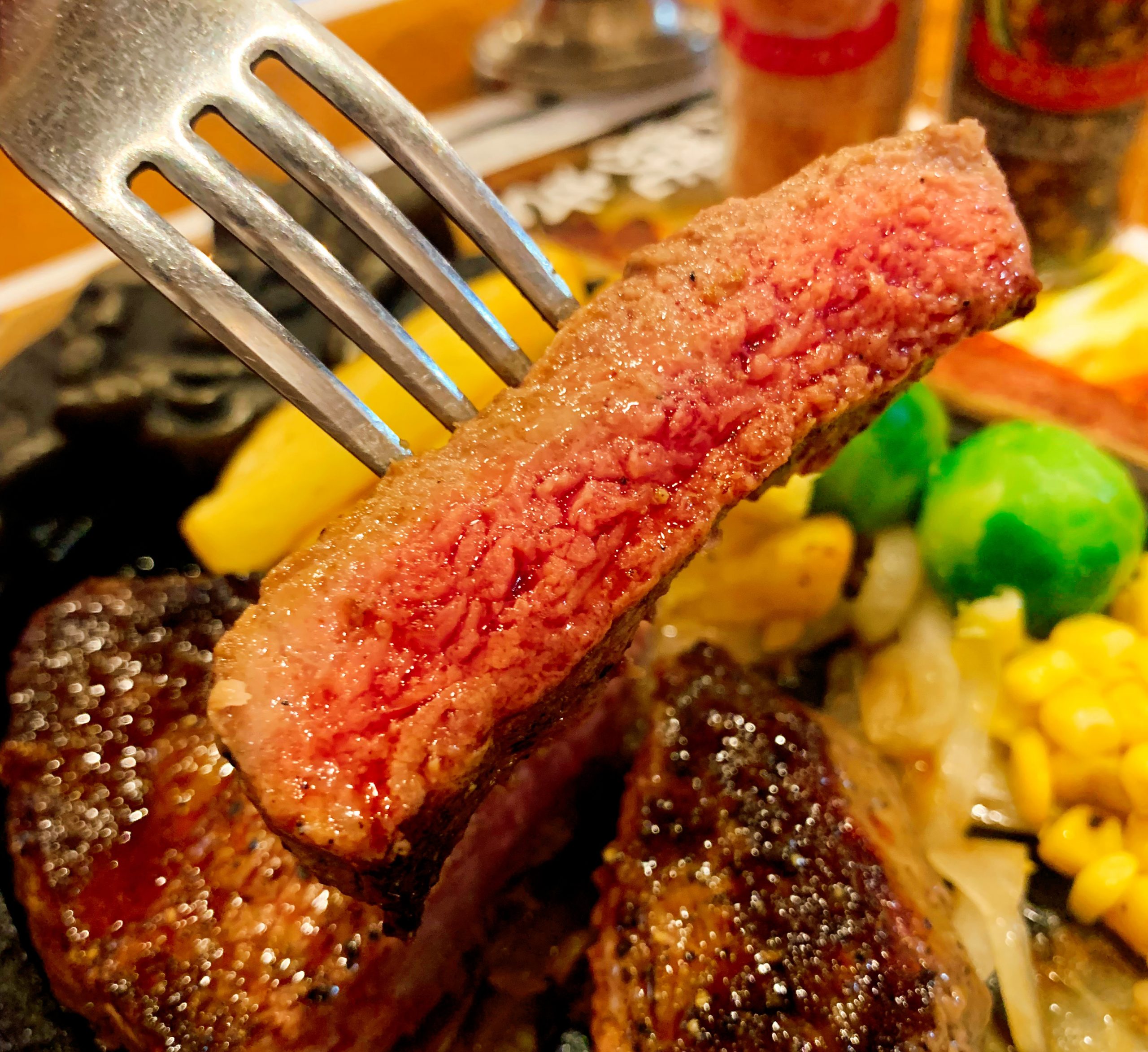 噛んだ瞬間にあふれる肉汁！