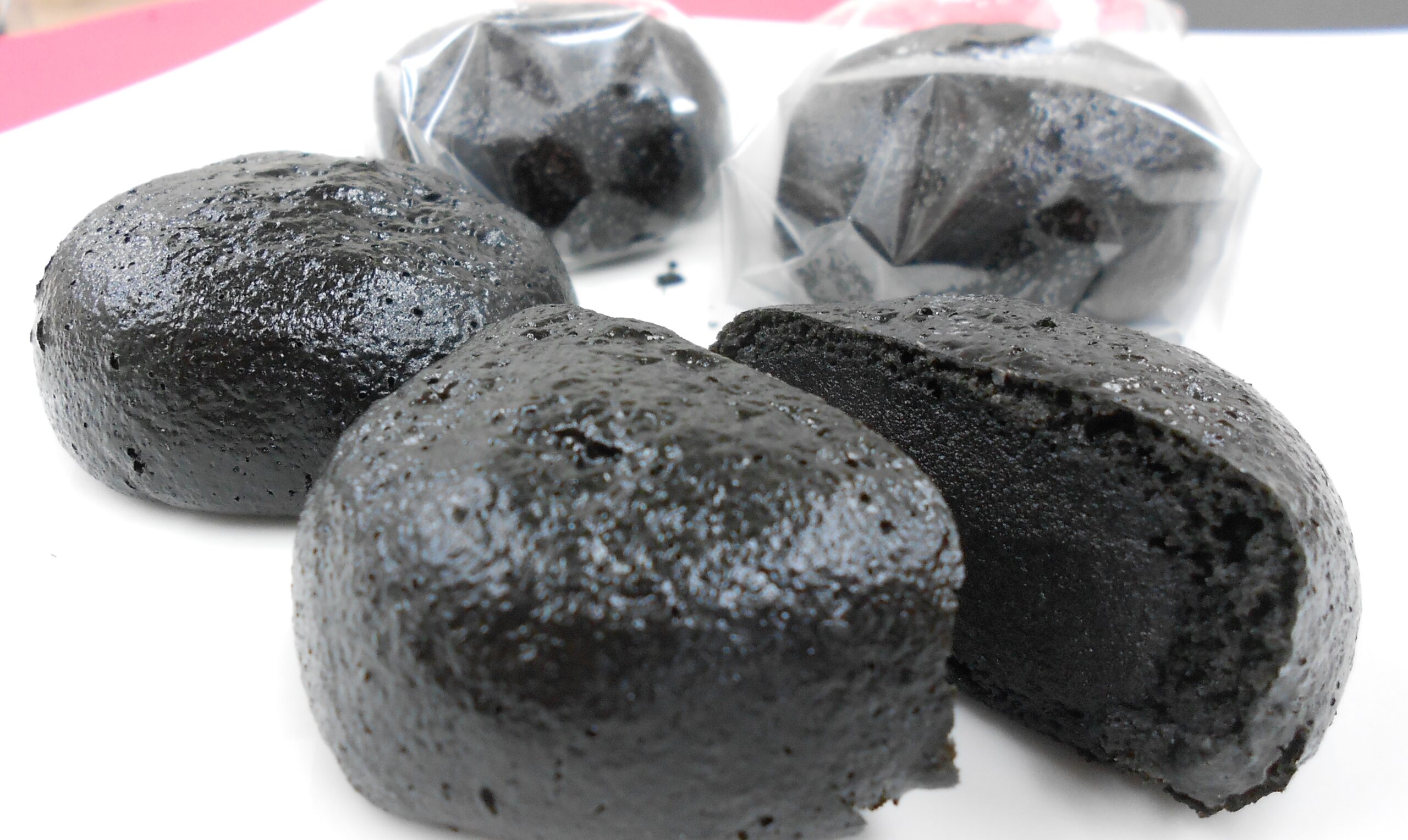 ごまくろまんじゅう