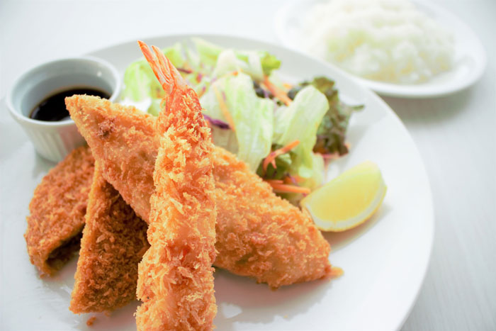 メイン6種類から選ぶハーフブッフェ