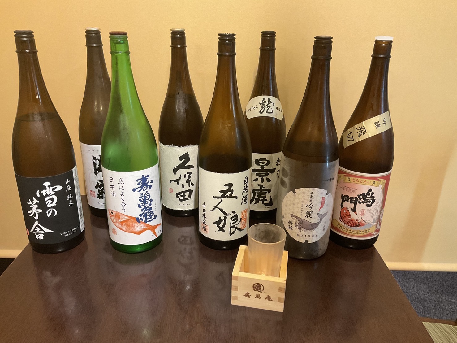日本酒、焼酎、フルーツサワー、ビール、ハイボール、ソフトドリンク