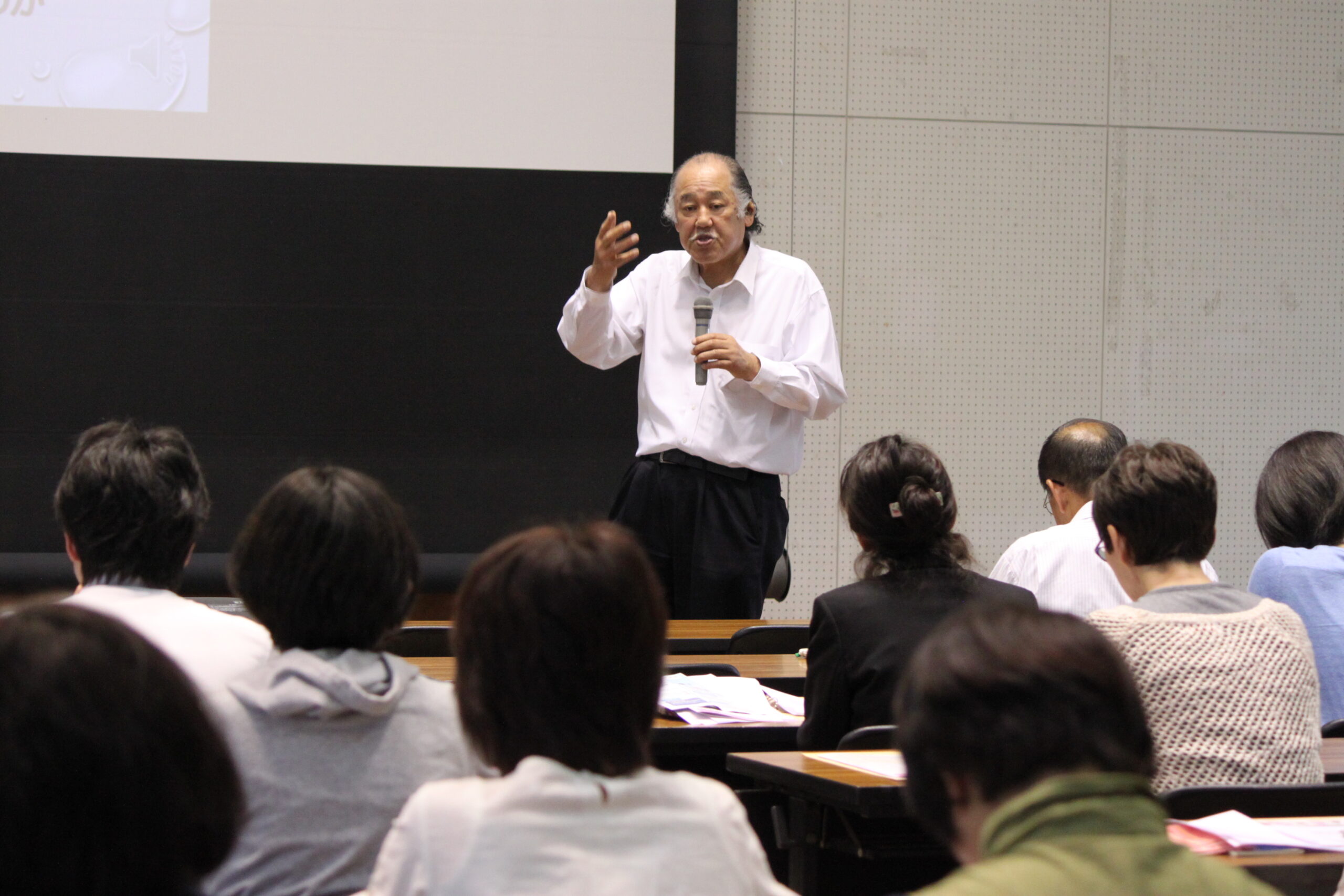 就労したいが見つからないなど就労支援活動です。