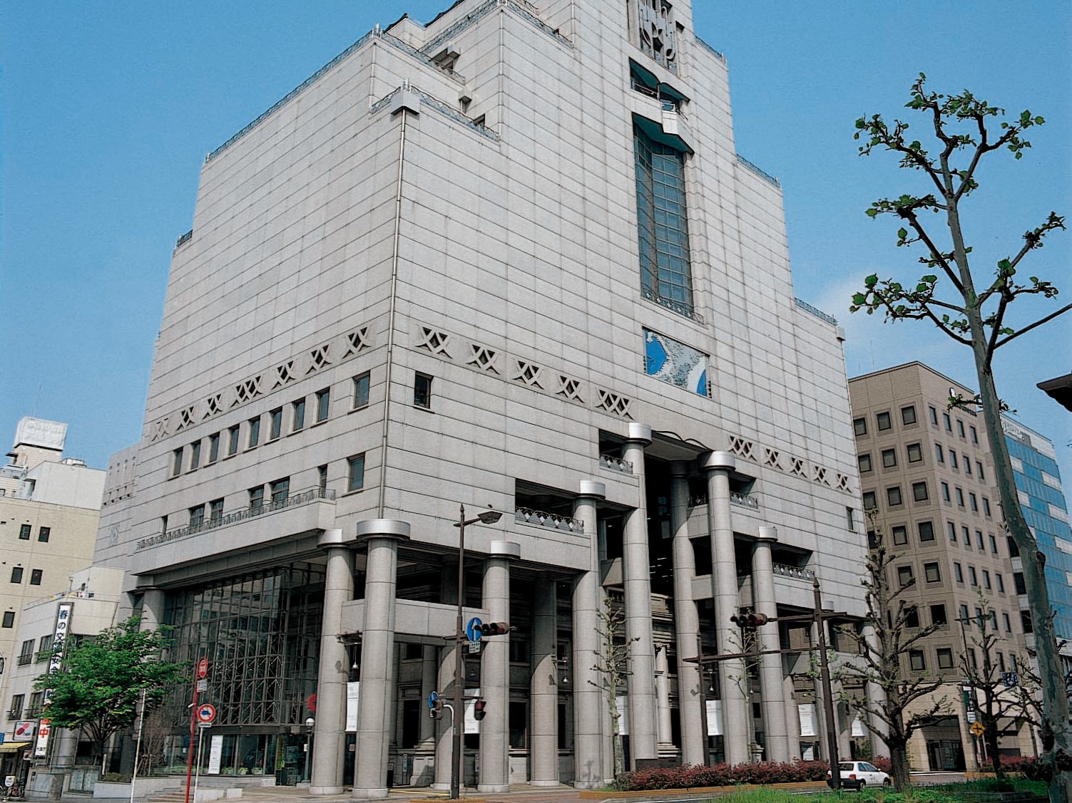 千葉市美術館外観