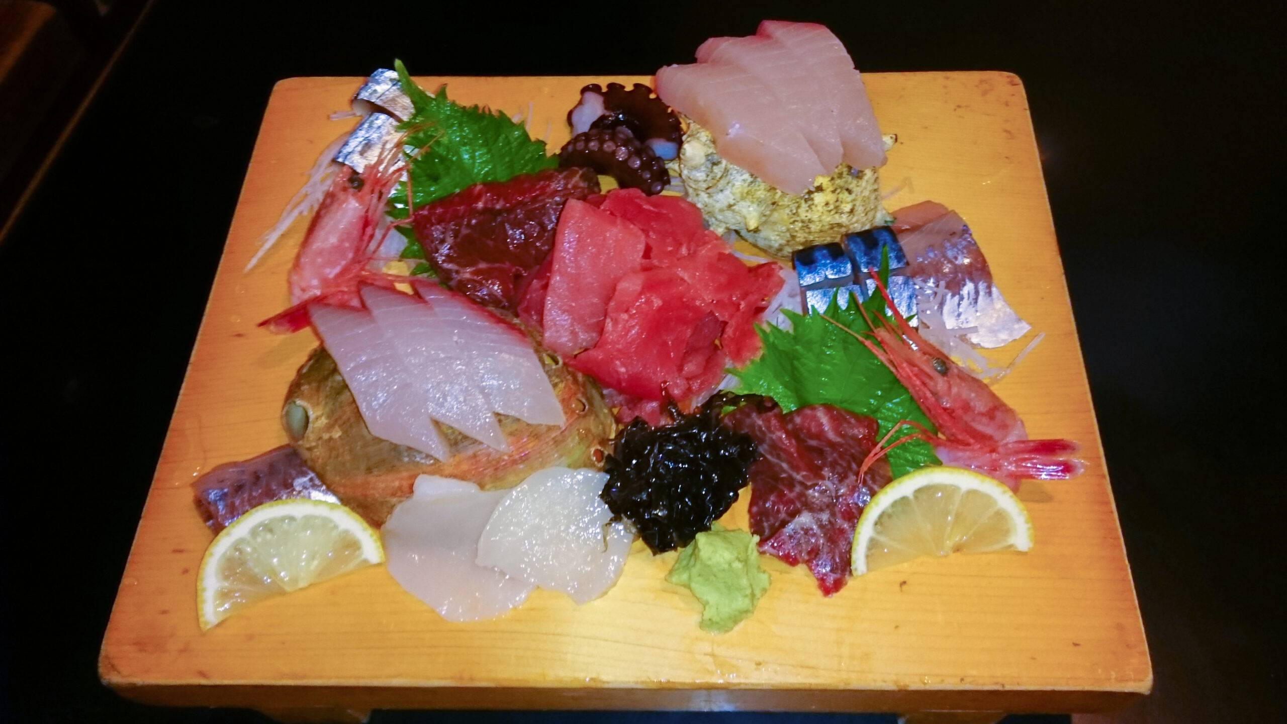 お刺身盛り合わせ（2人前）