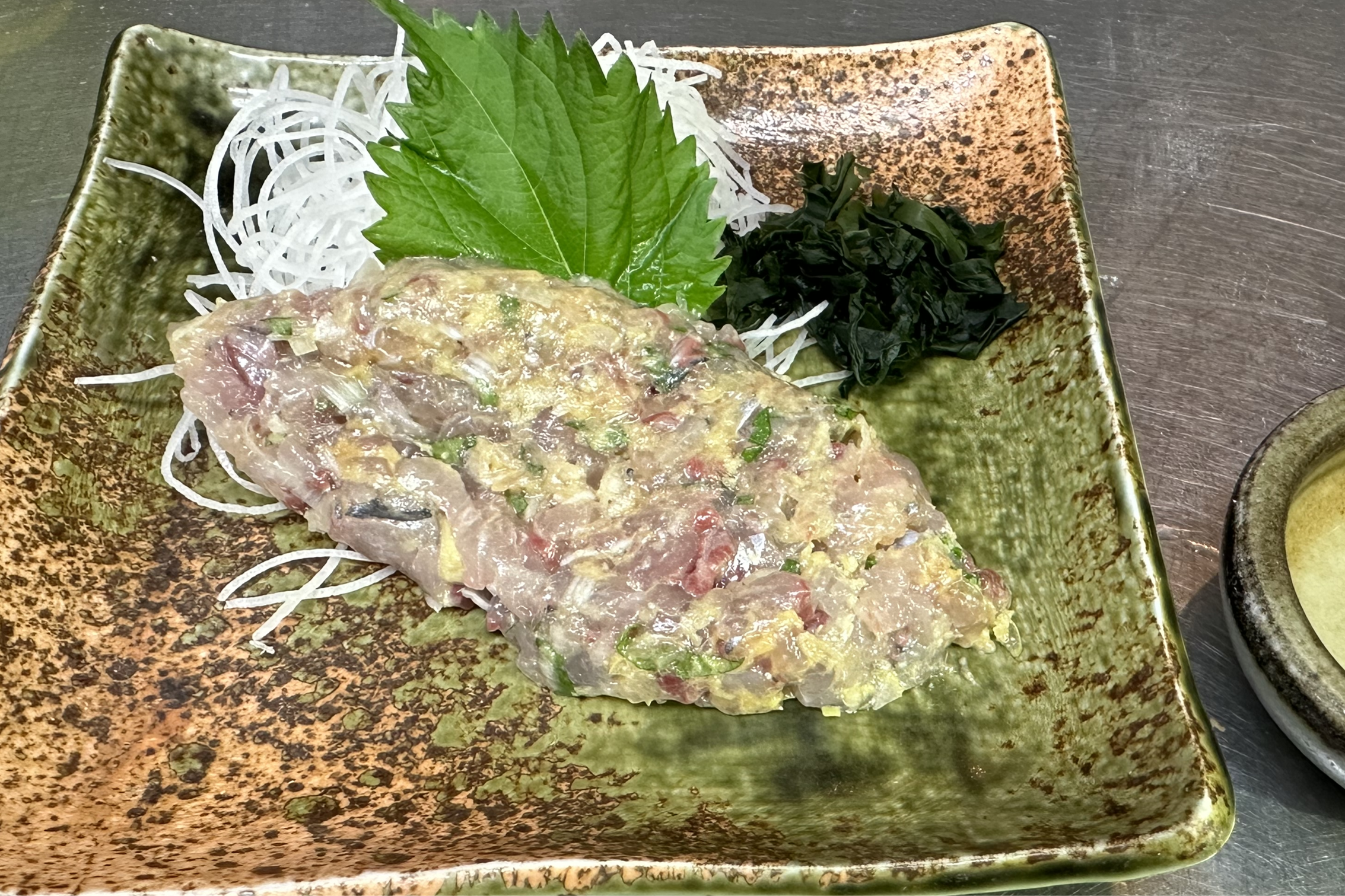 千葉の名物。金角の「季節のなめろう」