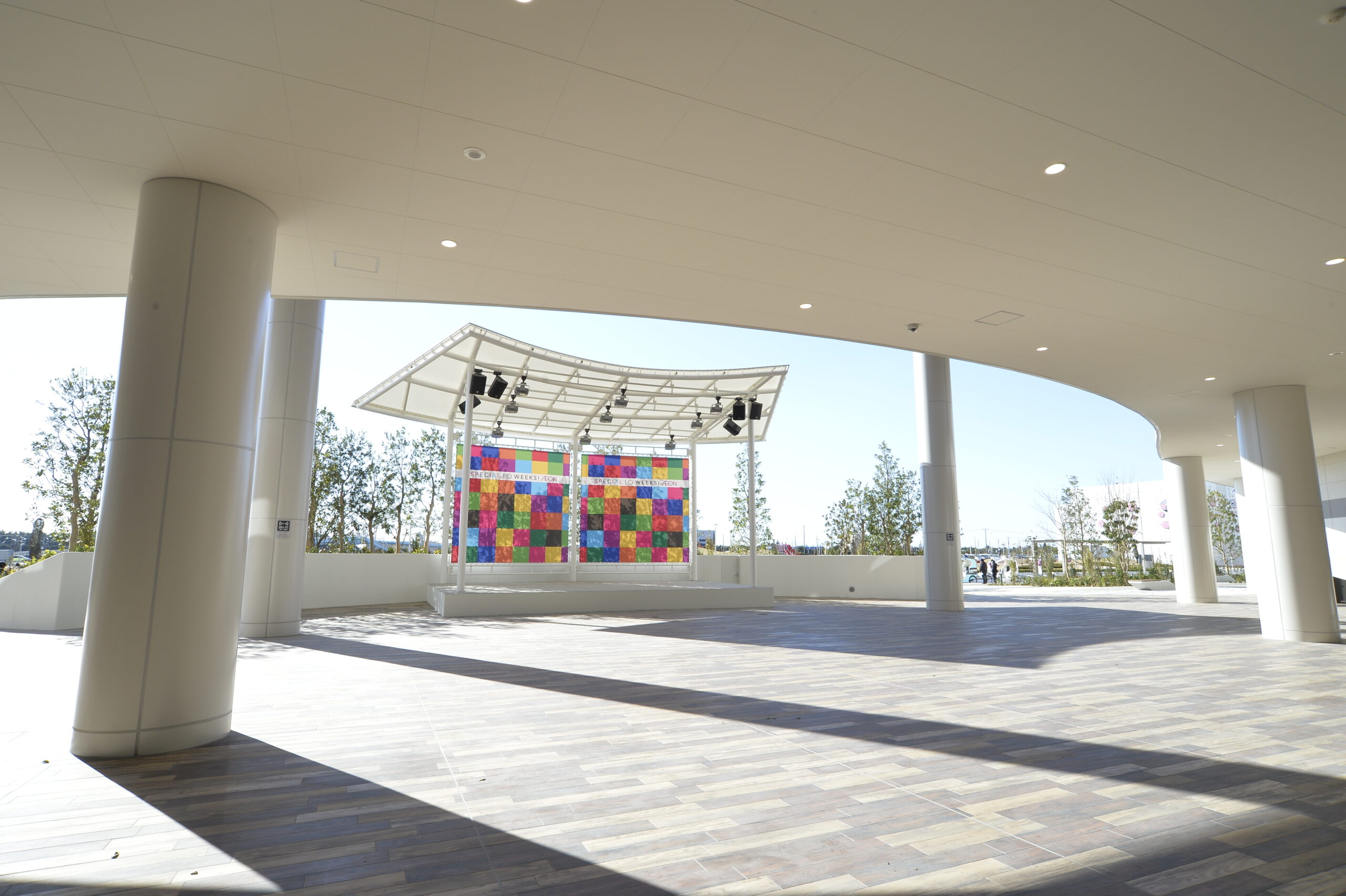 グランドスクエア